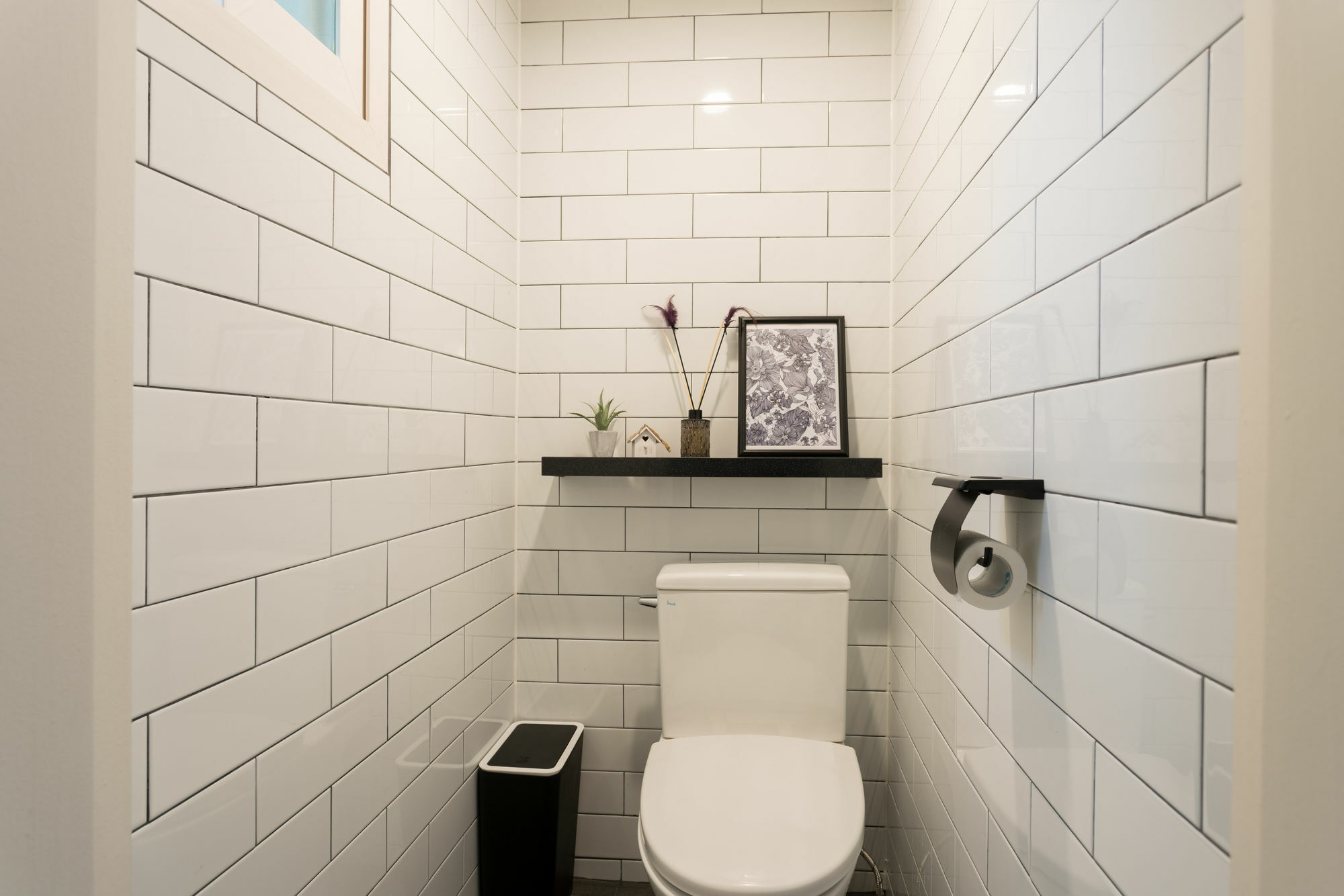 Mono House Budget Hotel