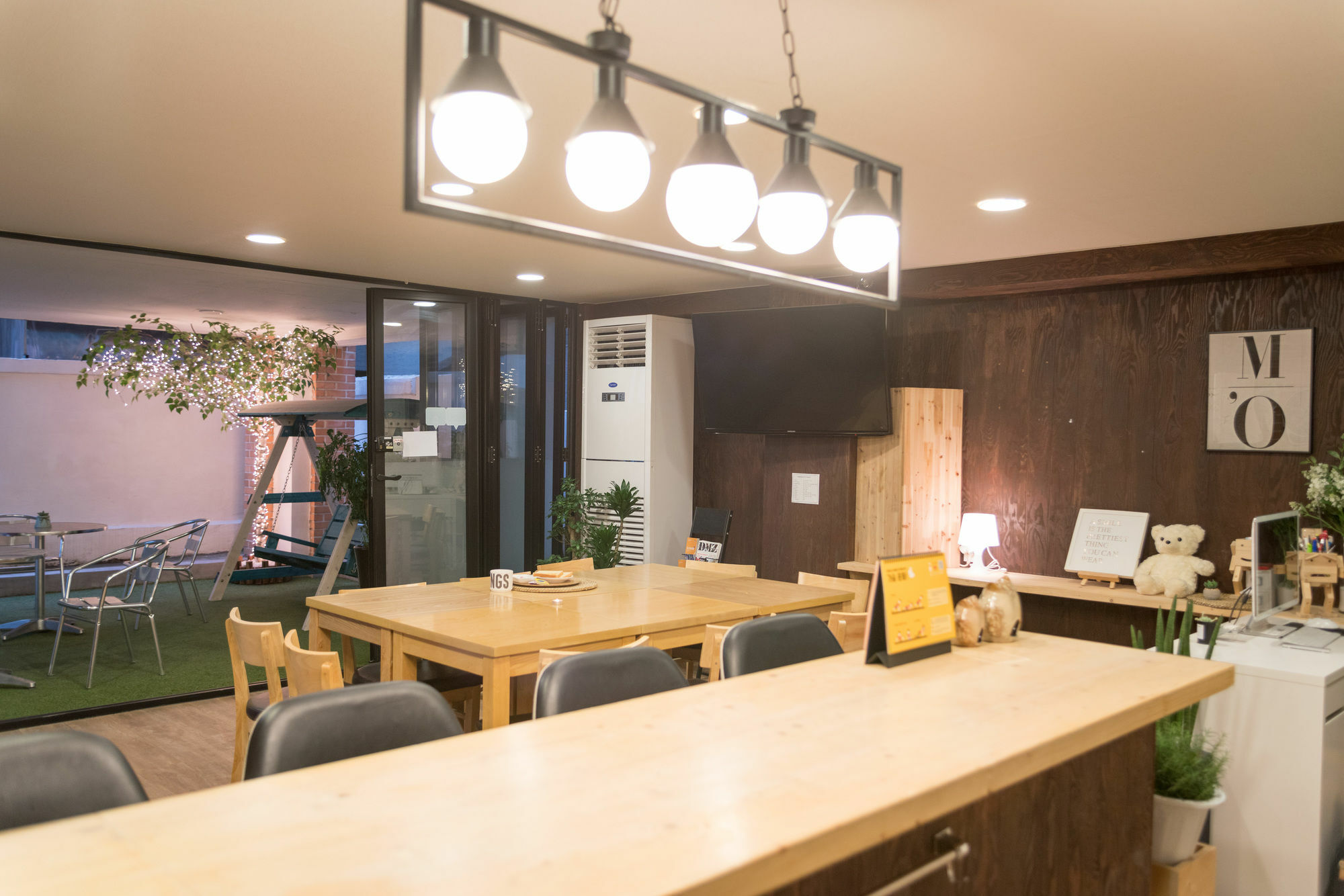 Mono House Budget Hotel Seoul