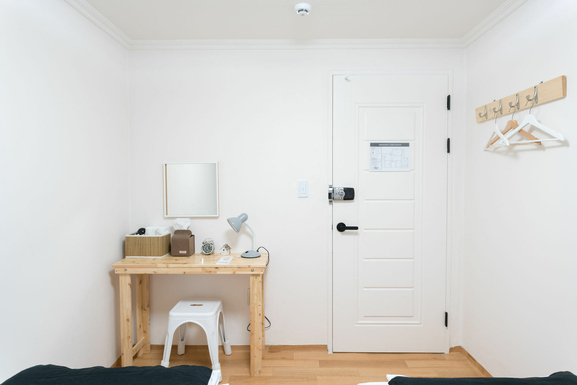 Mono House Budget Seoul