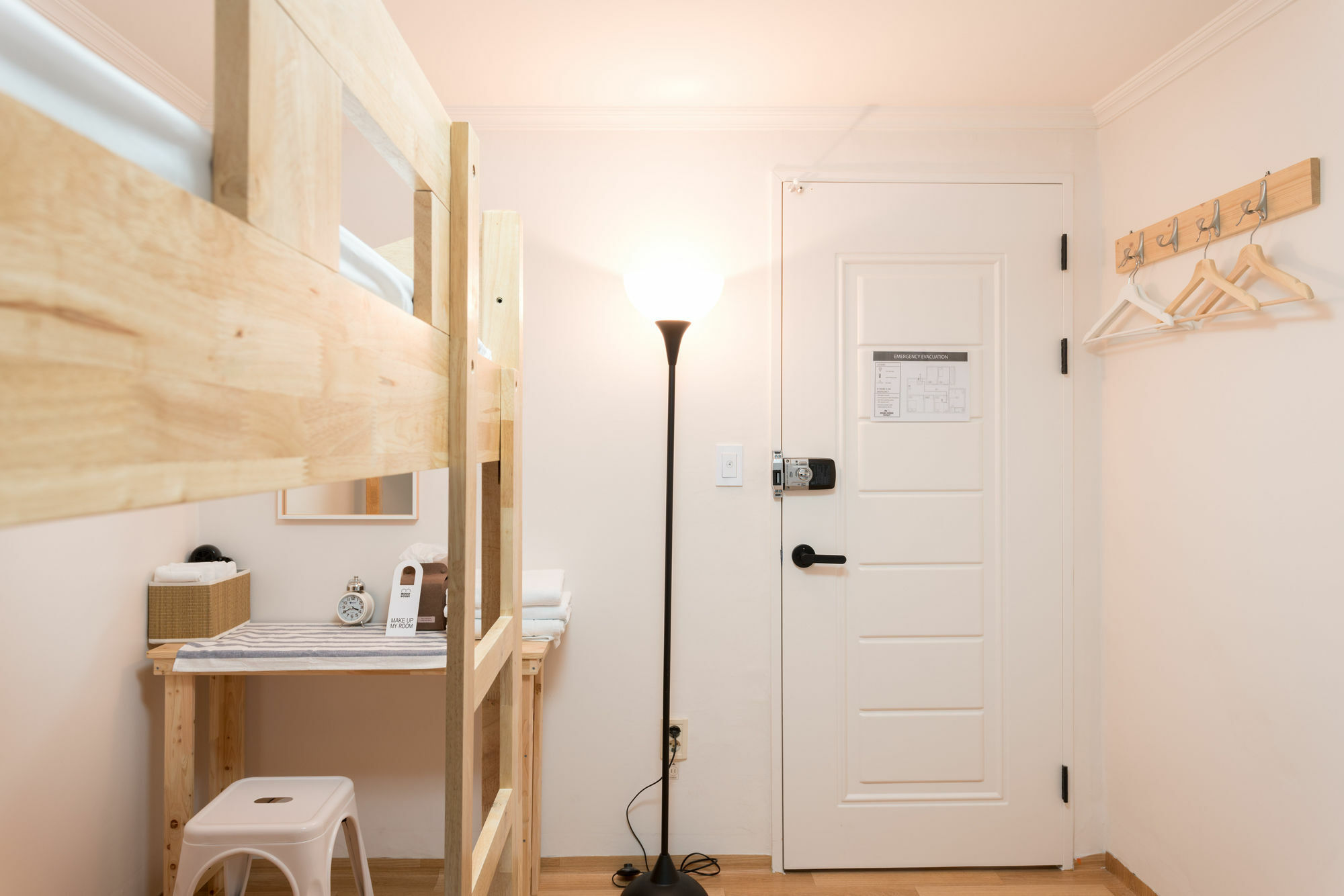 Mono House Budget Hotel Seoul